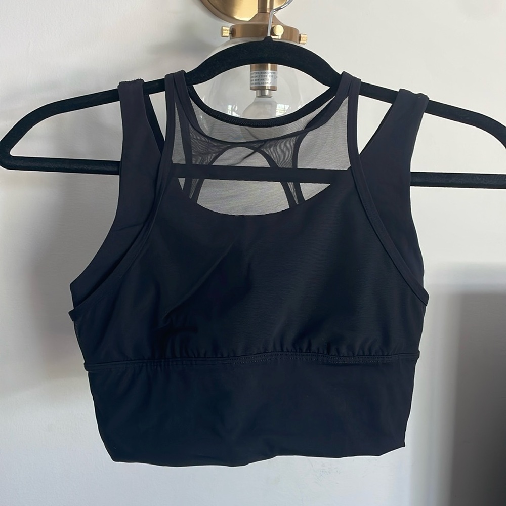 Lululemon black sports bra size 4